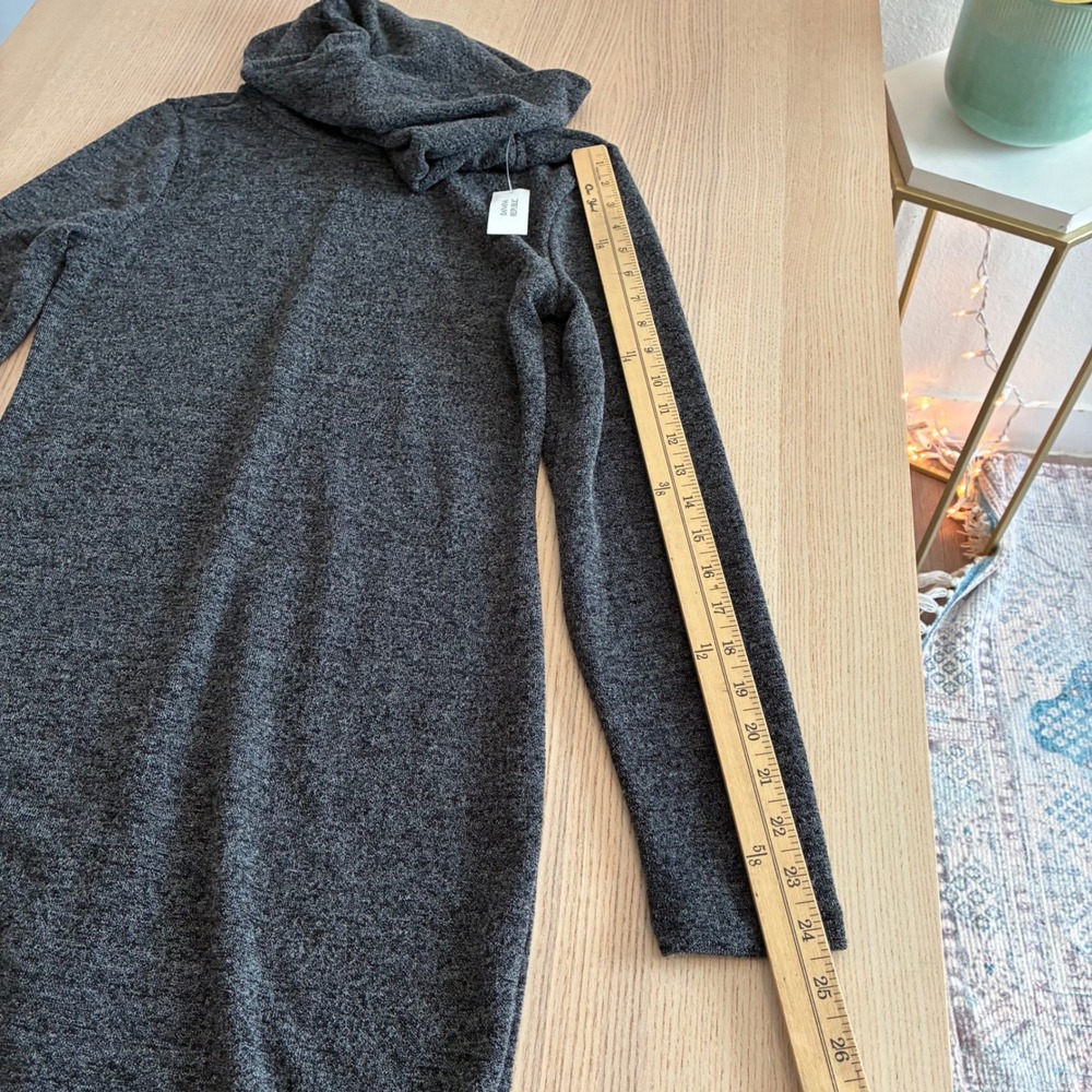 Banana Republic NWT Sweater Dress Womens XS Gray Cowl Neck Long Sleeve Knit Mini - Picture 9 of 9